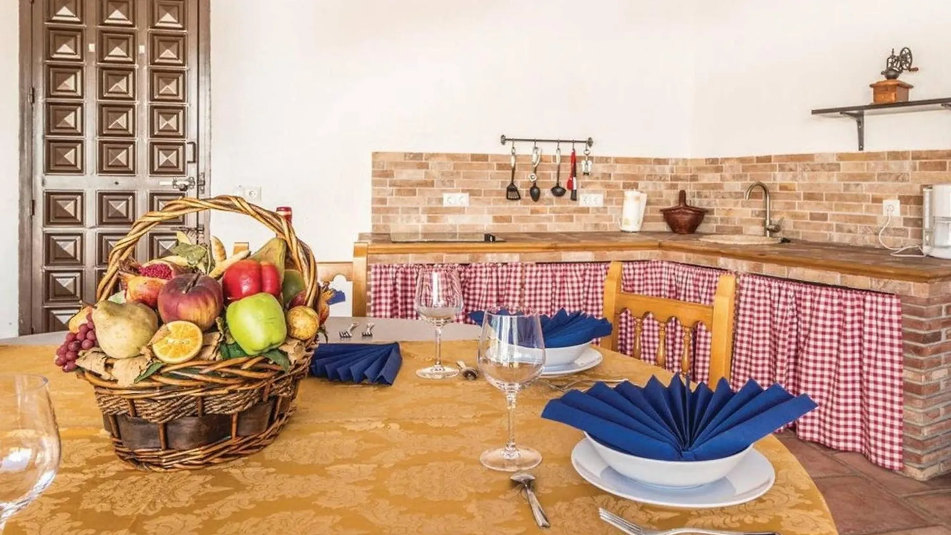 Charming Villa In Mondron With Private Pool