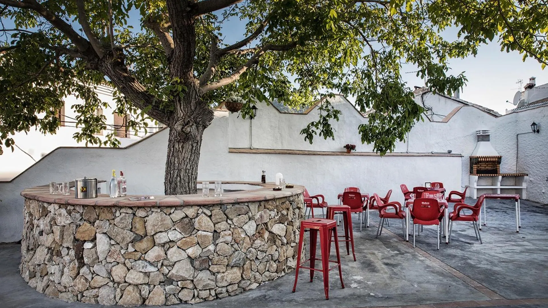 Charming Villa In Mondron With Private Pool
