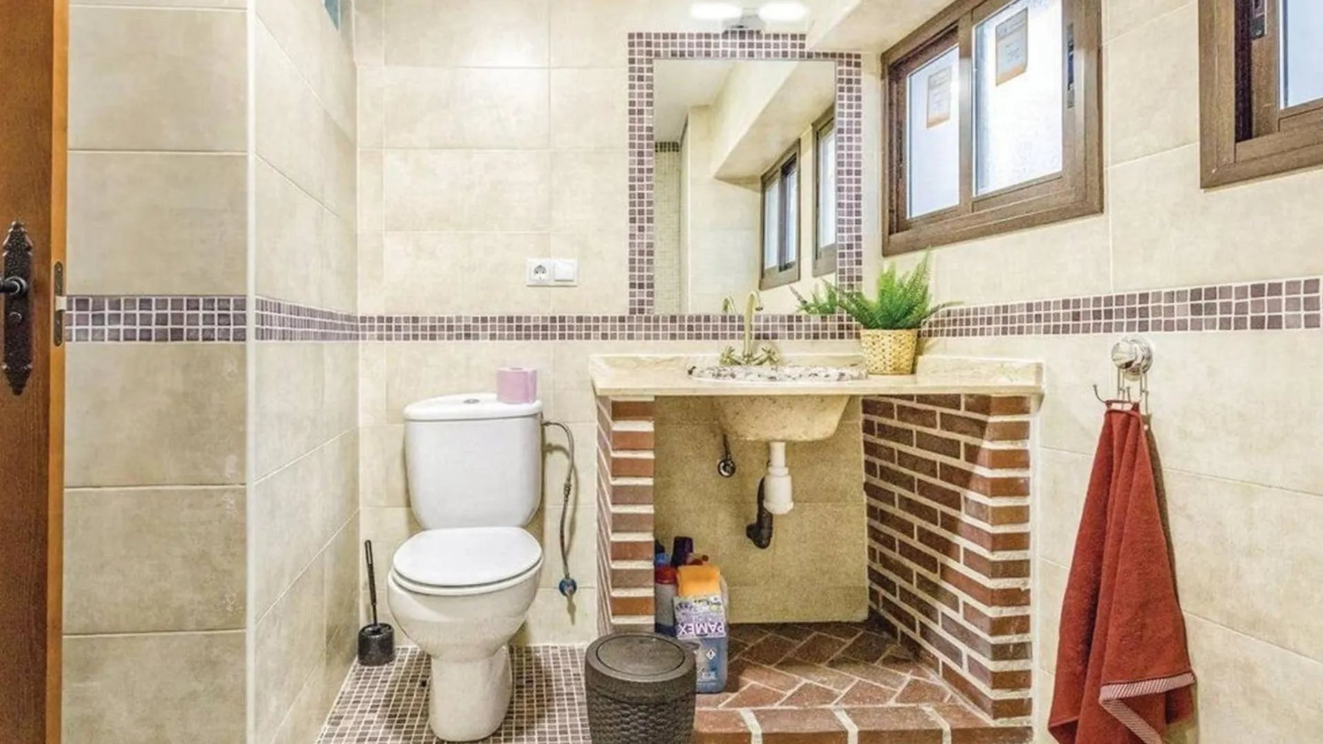 Charming Villa In Mondron With Private Pool