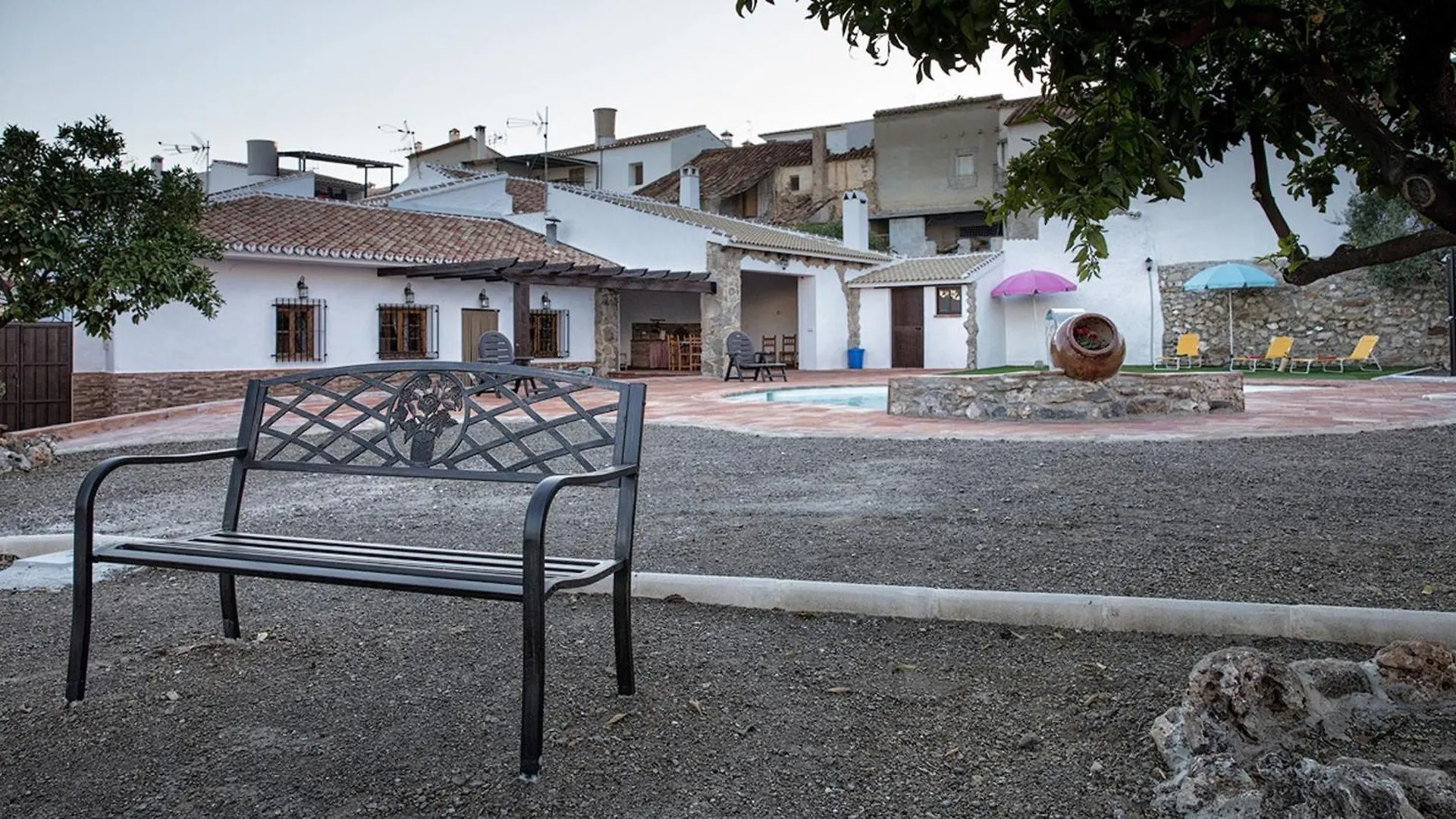 Charming Villa In Mondron With Private Pool