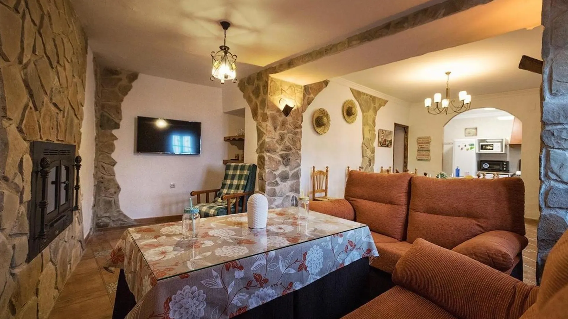 Charming Villa In Mondron With Private Pool