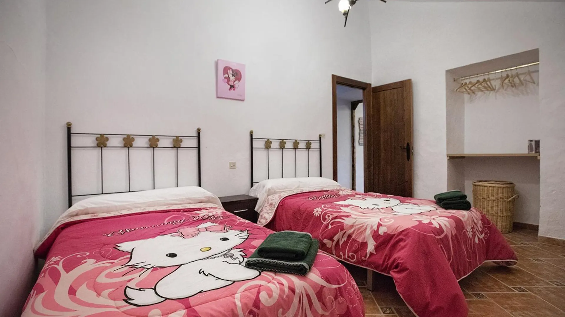 Charming Villa In Mondron With Private Pool Spain