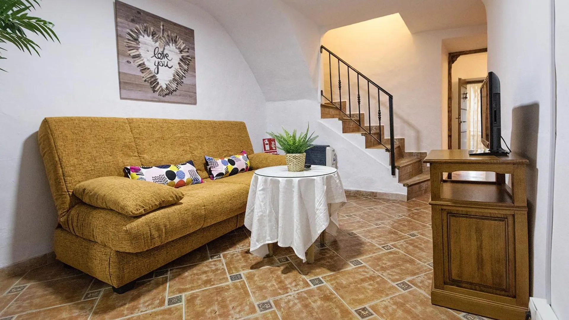 Charming Villa In Mondron With Private Pool