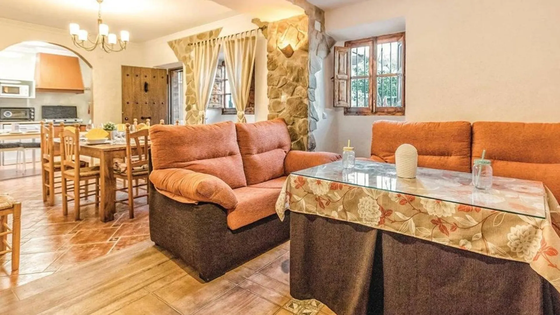 Charming Villa In Mondron With Private Pool